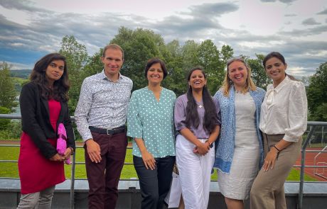 Gruppenfoto der indischen und deutschen Lehrer beim Besuch unserer indischen Austausschüler im Juni 2024